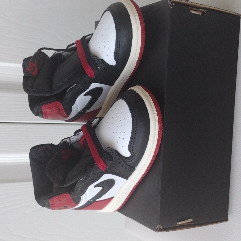 Air Jordan Retro High OG Casual Shoes, Size 7c